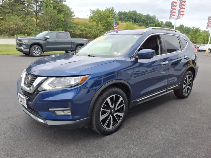 2020 Nissan Rogue SL photo 1