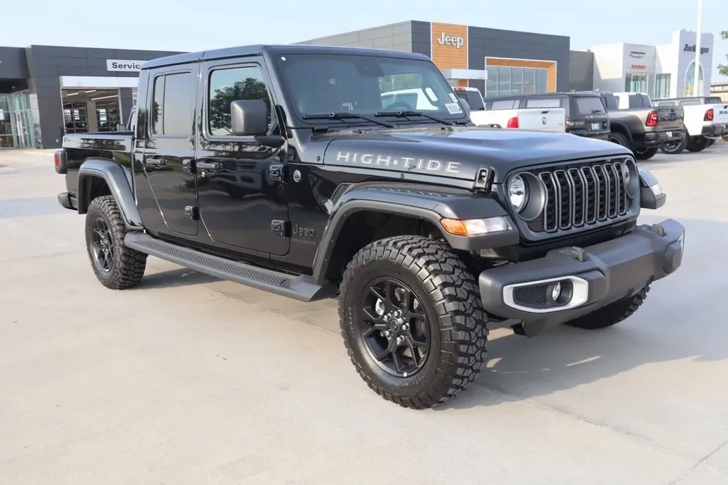 2025 Jeep Gladiator Sport photo 1