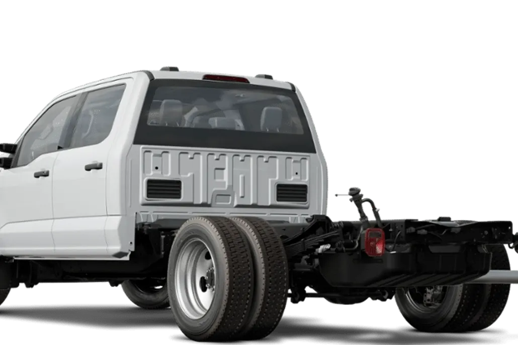2024 Ford F-550 photo 1