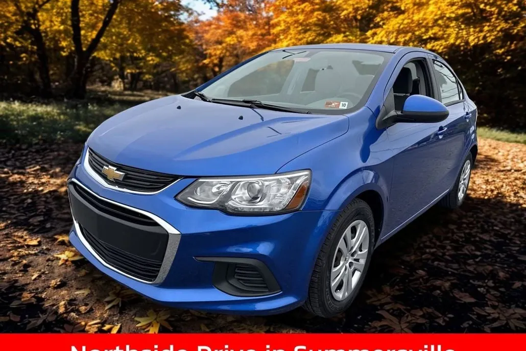 2019 Chevrolet Sonic LS photo 1
