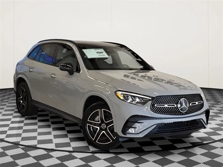 2026 Mercedes Benz GLC 300 4MATIC photo 1