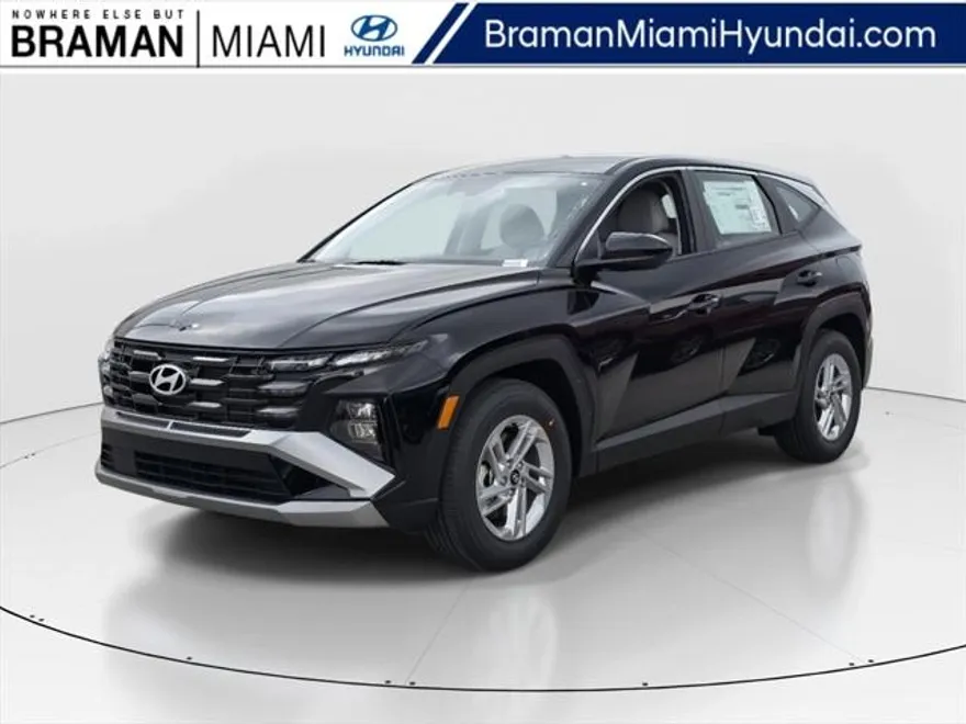 2025 Hyundai Tucson SE photo 1