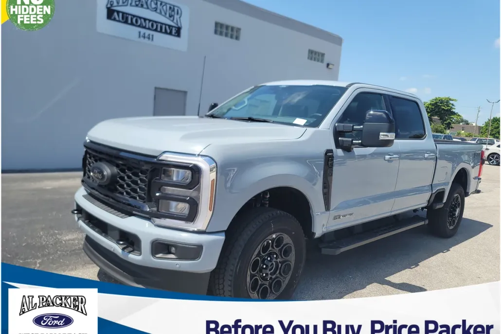 2025 Ford F-250 Lariat photo 1