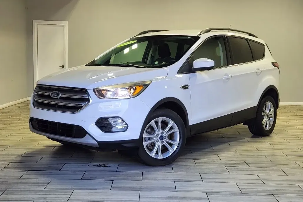 2018 Ford Escape SE photo 1
