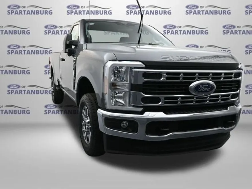 2025 Ford F-350 photo 1
