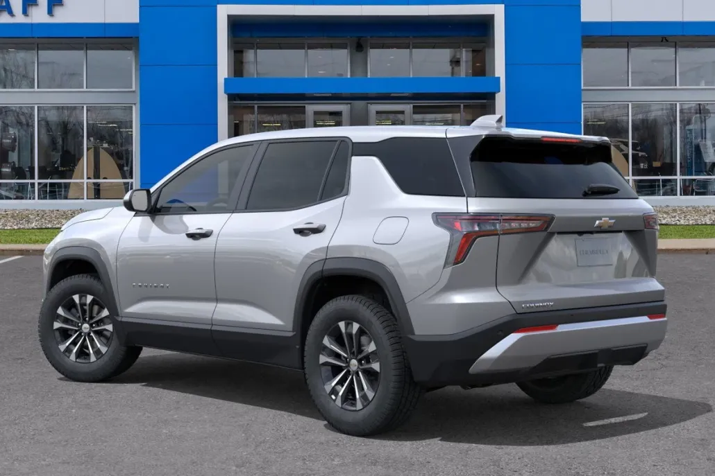 2026 Chevrolet Equinox LT photo 1