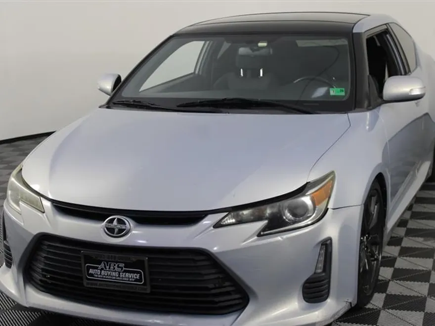 2014 Scion tC photo 1
