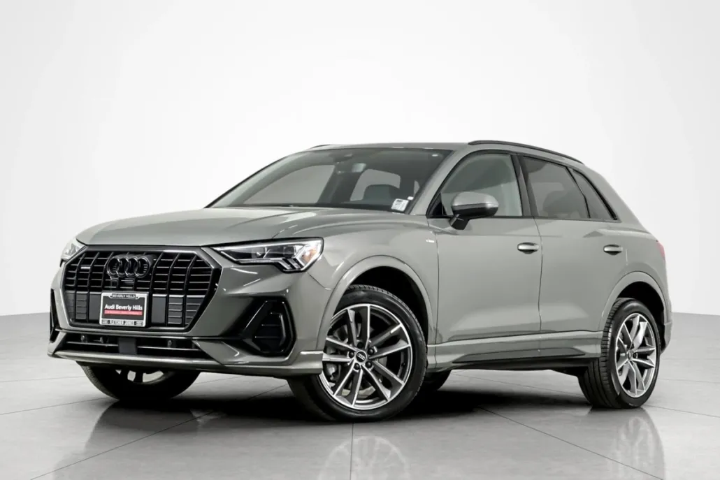 2025 Audi Q3 S line Premium 45 TFSI photo 1