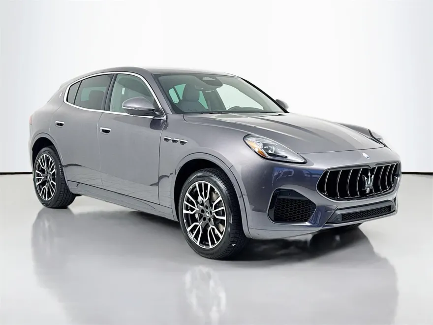 2025 Maserati Grecale photo 1