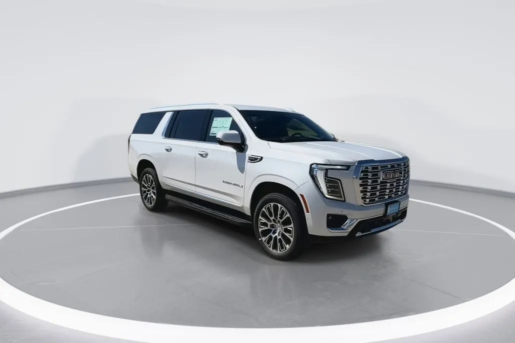 2025 Gmc Yukon XL Denali photo 1