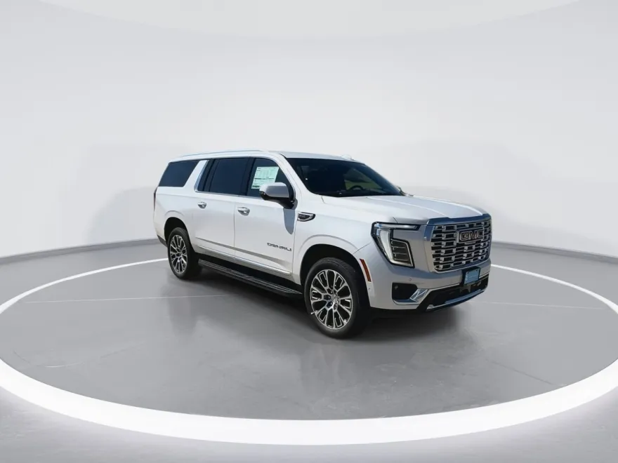 2025 Gmc Yukon XL Denali photo 1