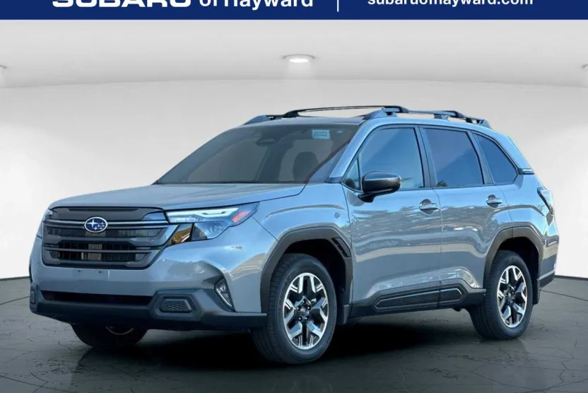 2025 Subaru Forester Premium photo 1