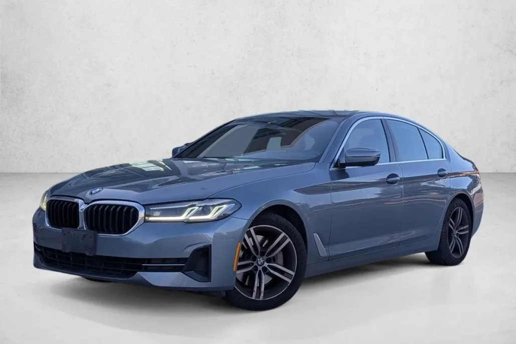 2022 Bmw 530i photo 1