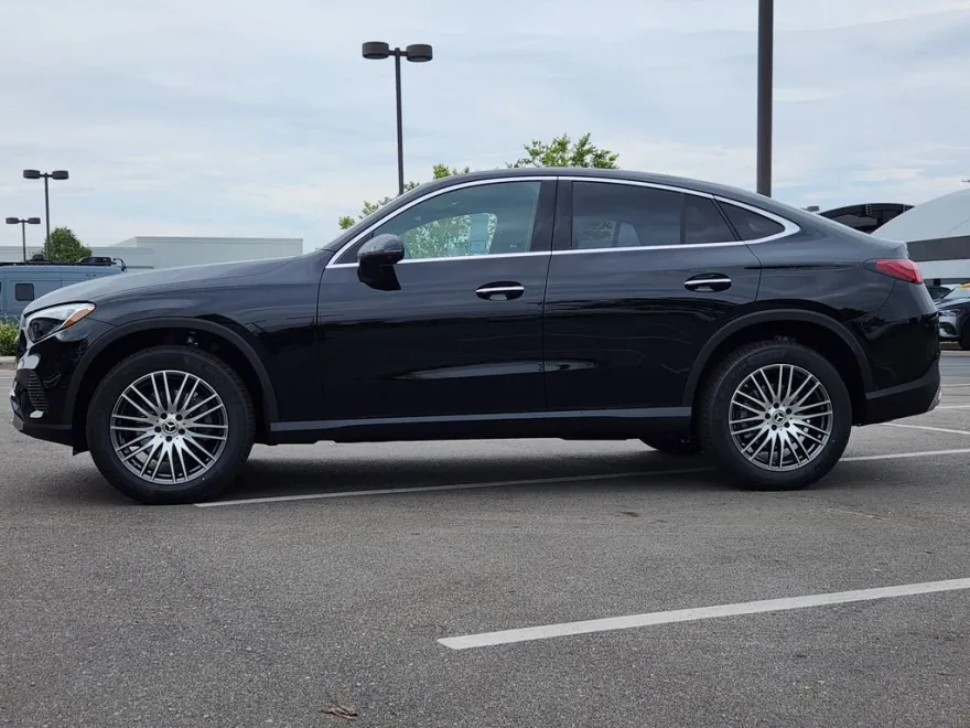 2026 Mercedes Benz GLC 300 4MATIC Coupe photo 1