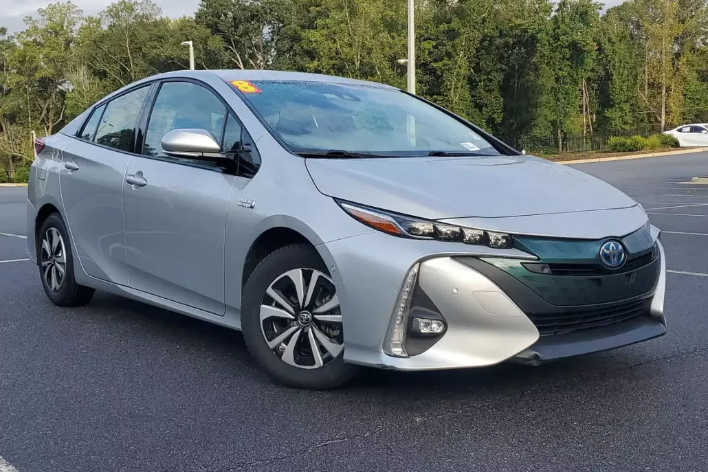2018 Toyota Prius Prime Premium photo 1