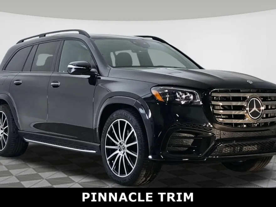 2024 Mercedes Benz GLS 450 4MATIC photo 1