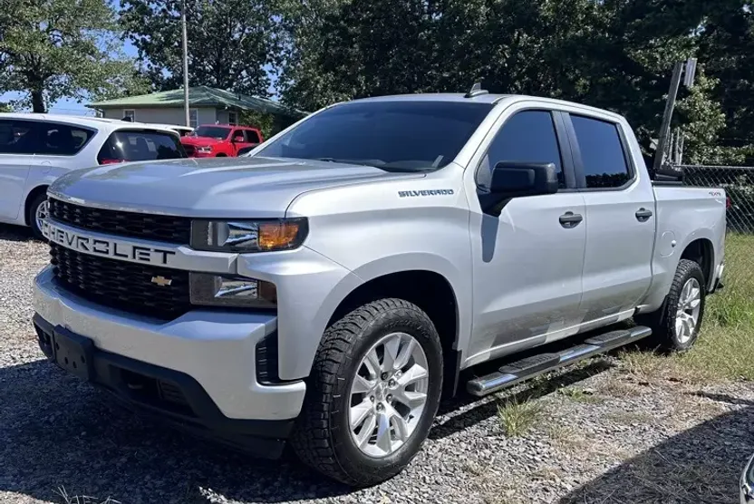 2022 Chevrolet Silverado 1500 Custom photo 1