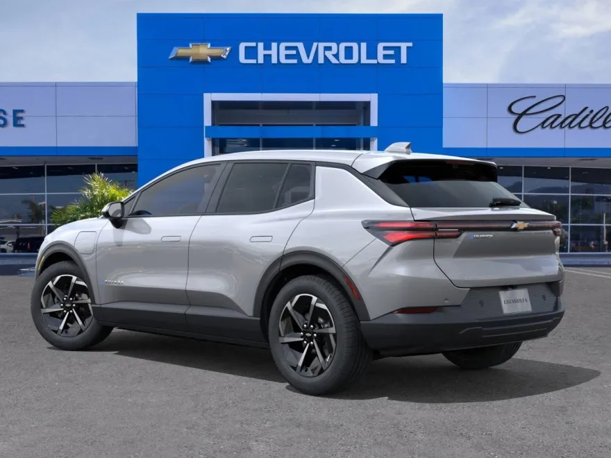 2026 Chevrolet Equinox LT photo 1