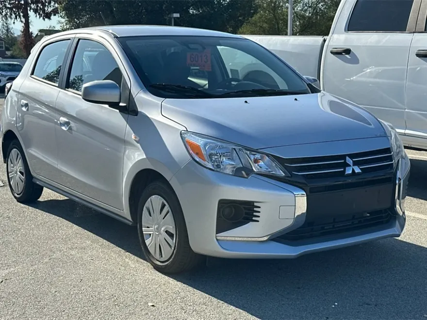 2024 Mitsubishi Mirage ES photo 1