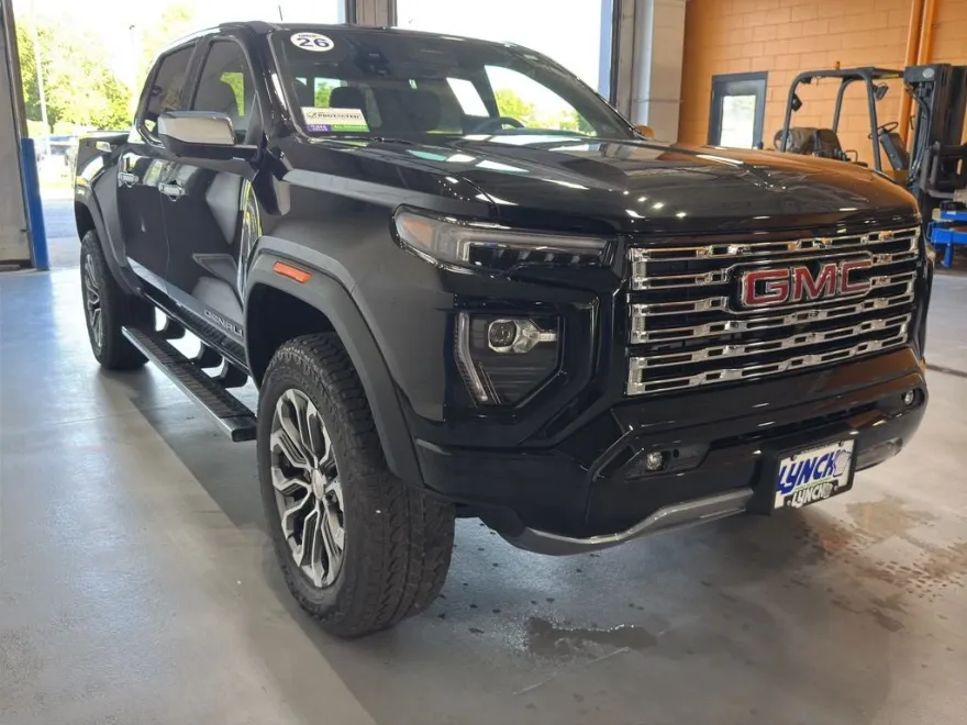 2026 Gmc Canyon Denali photo 1