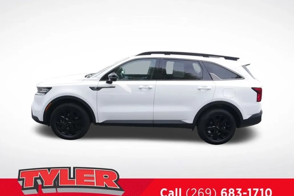 2023 Kia Sorento X-Line S photo 1