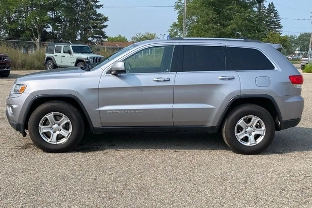 2014 Jeep Grand Cherokee Laredo photo 1