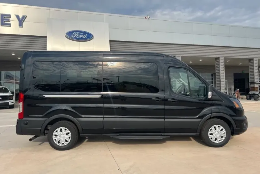 2025 Ford Transit photo 1