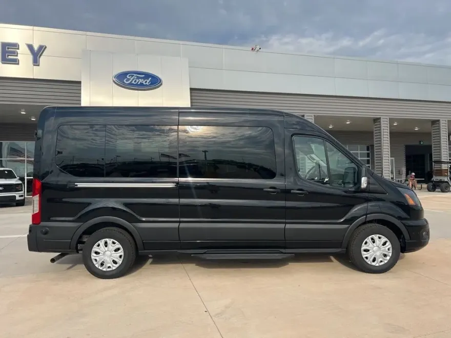 2025 Ford Transit photo 1