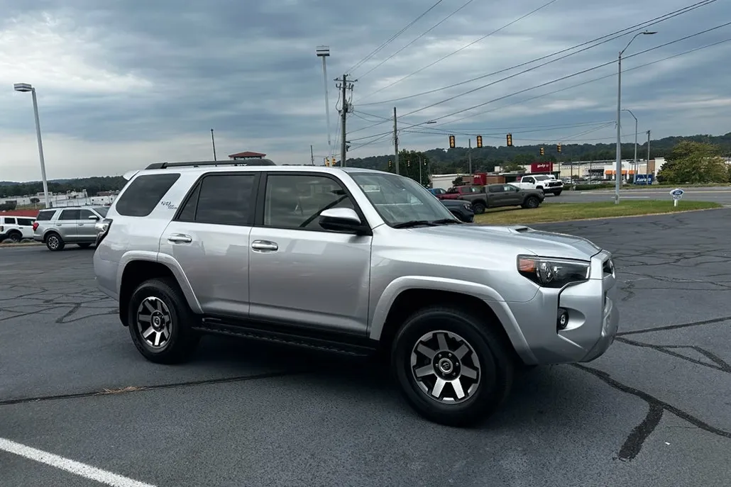 2024 Toyota 4Runner TRD photo 1