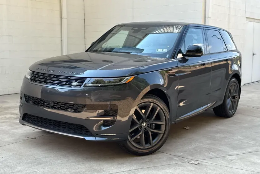 2025 Land Rover Range Rover Sport SE photo 1
