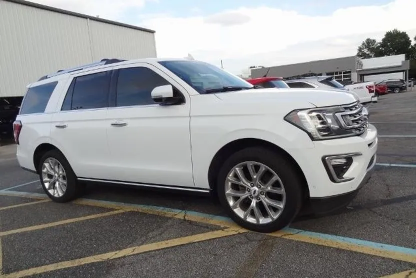2018 Ford Expedition Limited photo 1