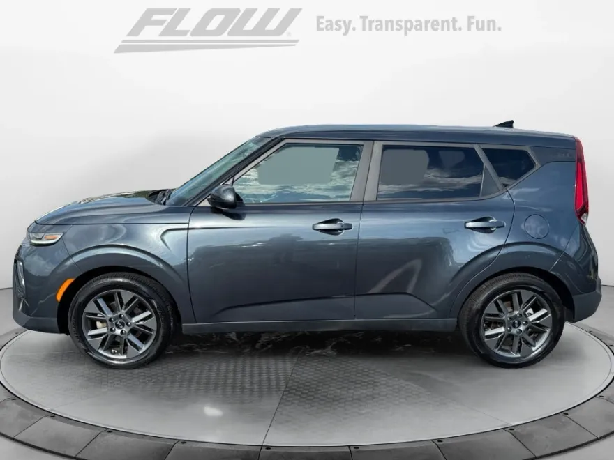 2020 Kia Soul EX photo 1