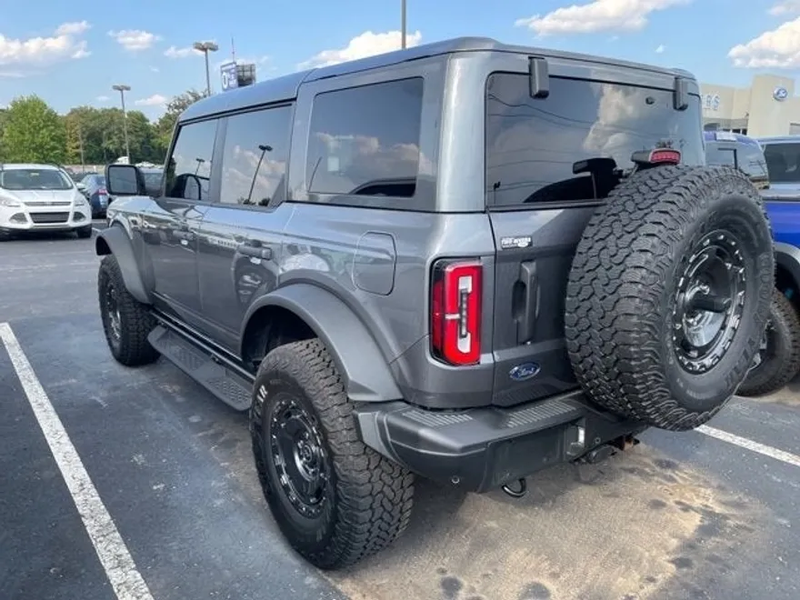 2025 Ford Bronco Badlands photo 1