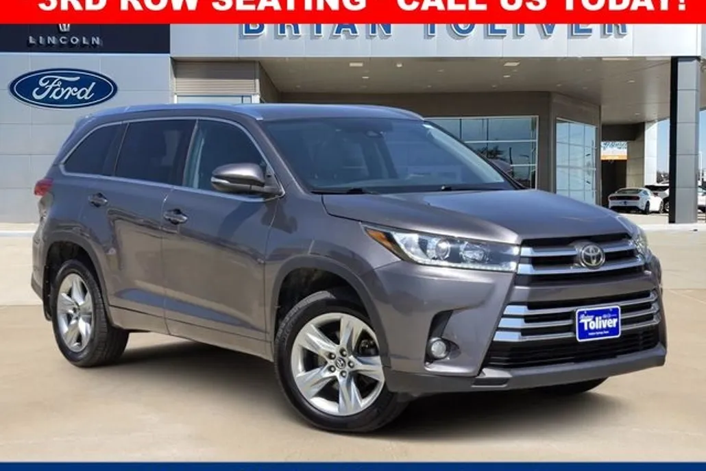2017 Toyota Highlander Limited photo 1