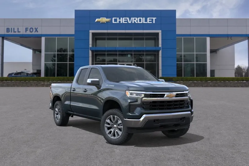 2026 Chevrolet Silverado 1500 LT photo 1