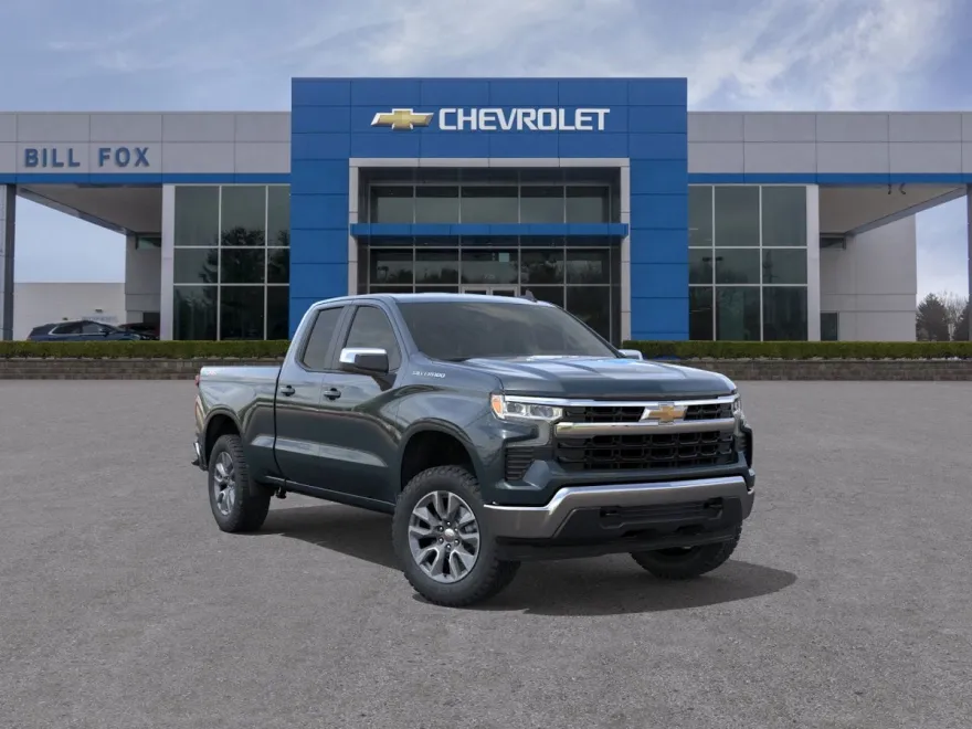 2026 Chevrolet Silverado 1500 LT photo 1