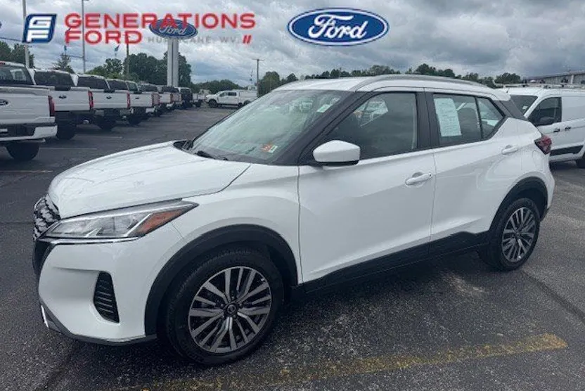 2021 Nissan Kicks SV photo 1