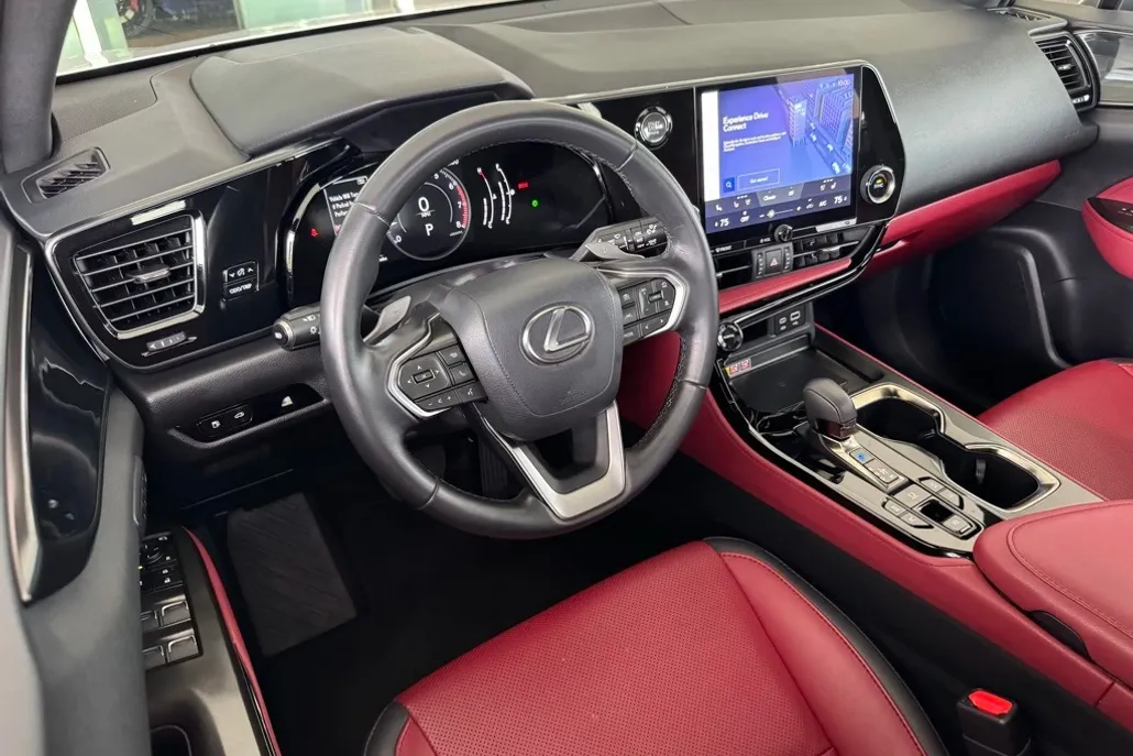 2025 Lexus NX 350 Premium photo 1
