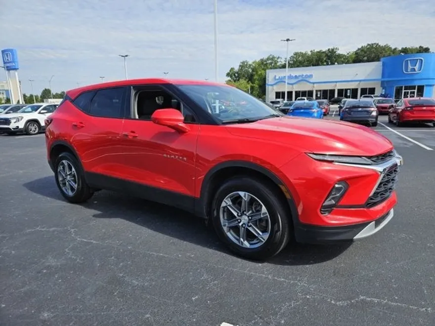 2023 Chevrolet Blazer 2LT photo 1