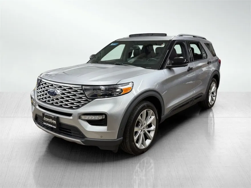 2021 Ford Explorer Platinum photo 1