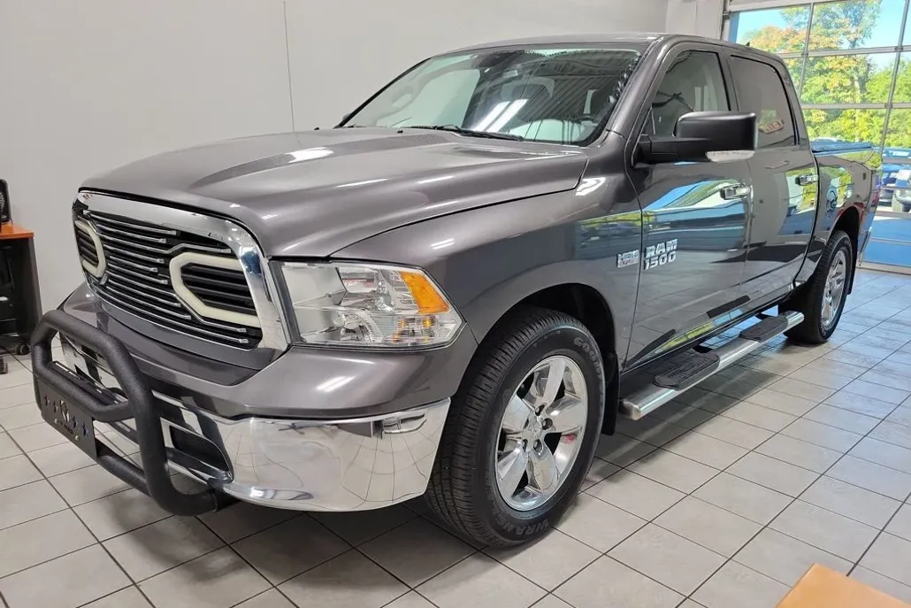 2016 Ram 1500 Big Horn photo 1
