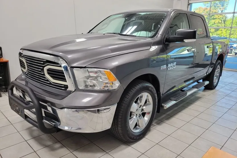 2016 Ram 1500 Big Horn photo 1