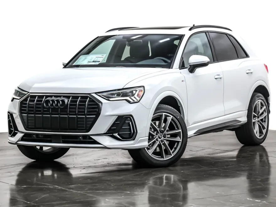 2025 Audi Q3 S line Premium 45 TFSI photo 1