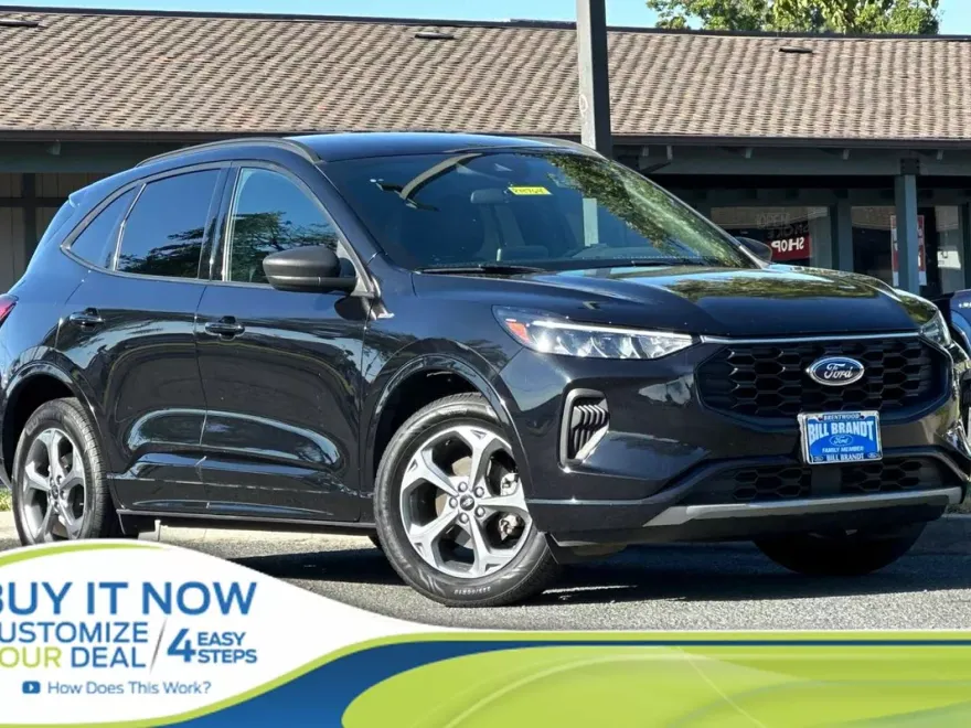 2023 Ford Escape ST-Line photo 1