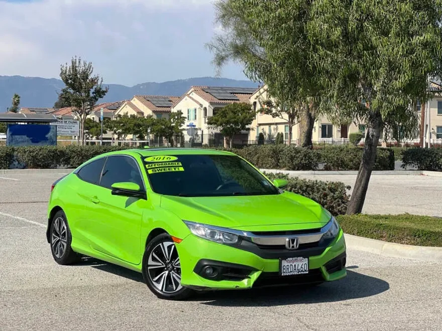 2016 Honda Civic EX-T photo 1