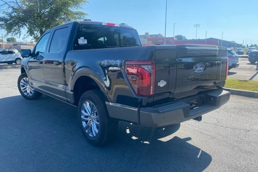 2025 Ford F-150 King Ranch photo 1