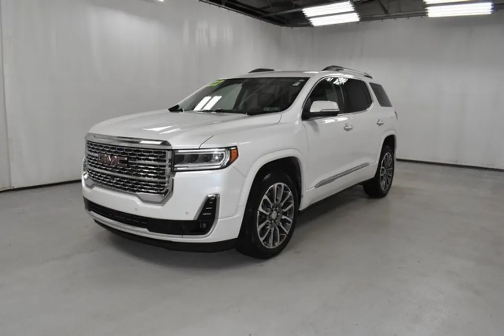 2022 Gmc Acadia Denali photo 1
