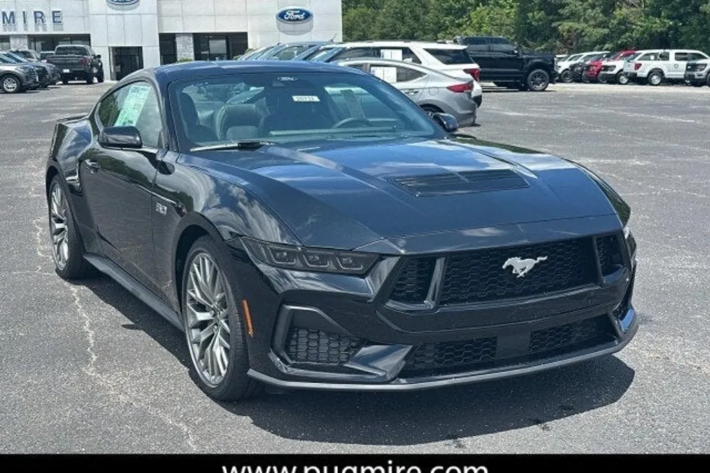 2025 Ford Mustang GT Premium photo 1