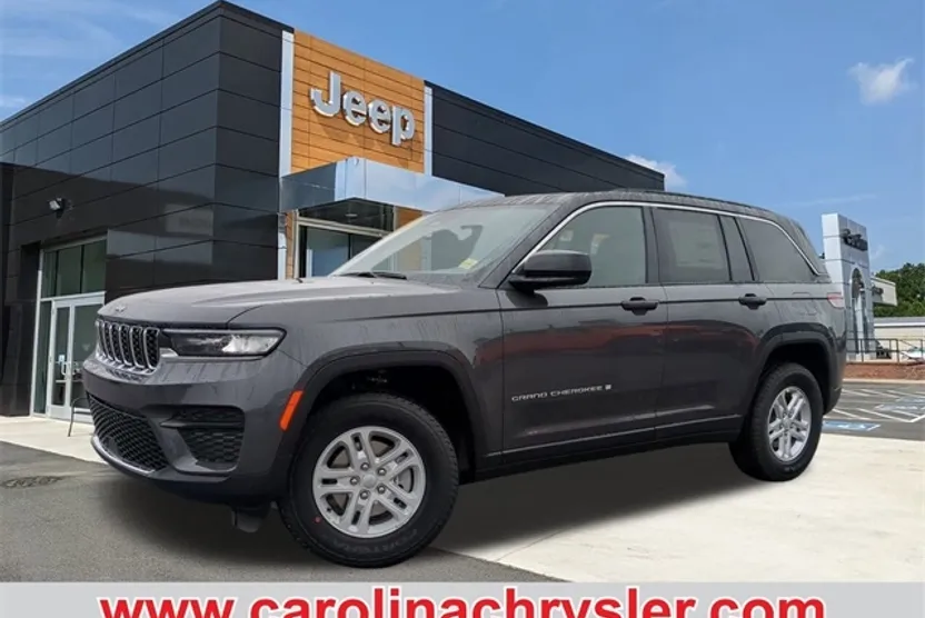 2025 Jeep Grand Cherokee Laredo photo 1