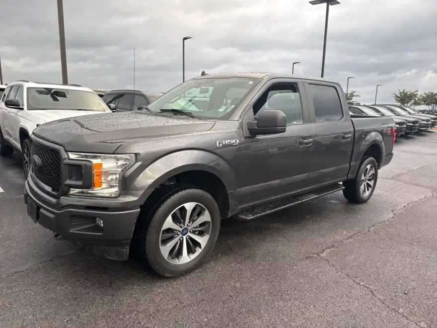 2020 Ford F-150 XL photo 1